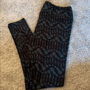 NWOT LulaRoe Leggings